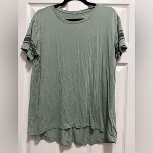 American Eagle Outfitters Sage Green Short Sleeve Tee